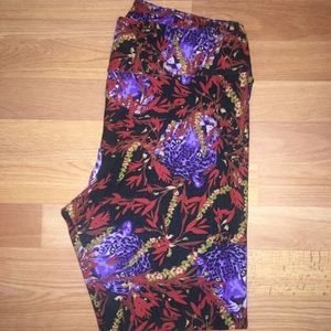 LuLaRoe leopard leggings!